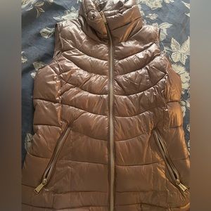 Sleeveless Puffer coat